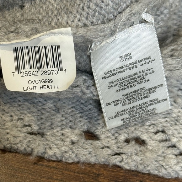 BCBGMaxAzria Gray Crew Neck Sweater size Large - Picture 4 of 6